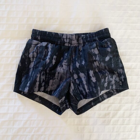 Old Navy Active Shorts • 5 Years - Picture 1 of 3